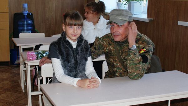 Начало учебного года в школах Донецка. Архивное фото