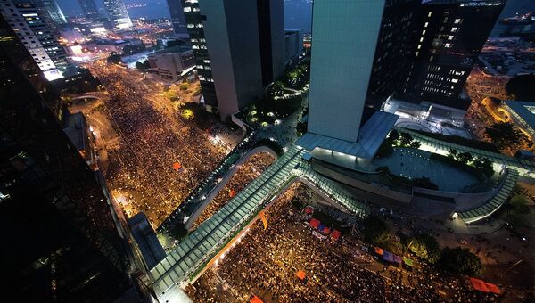 Протестующие на улицах Гонконга. Архивное фото.