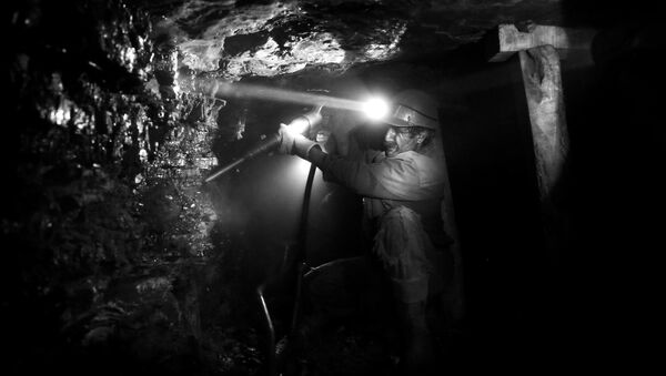 Иранские шахтеры. Архивное фото