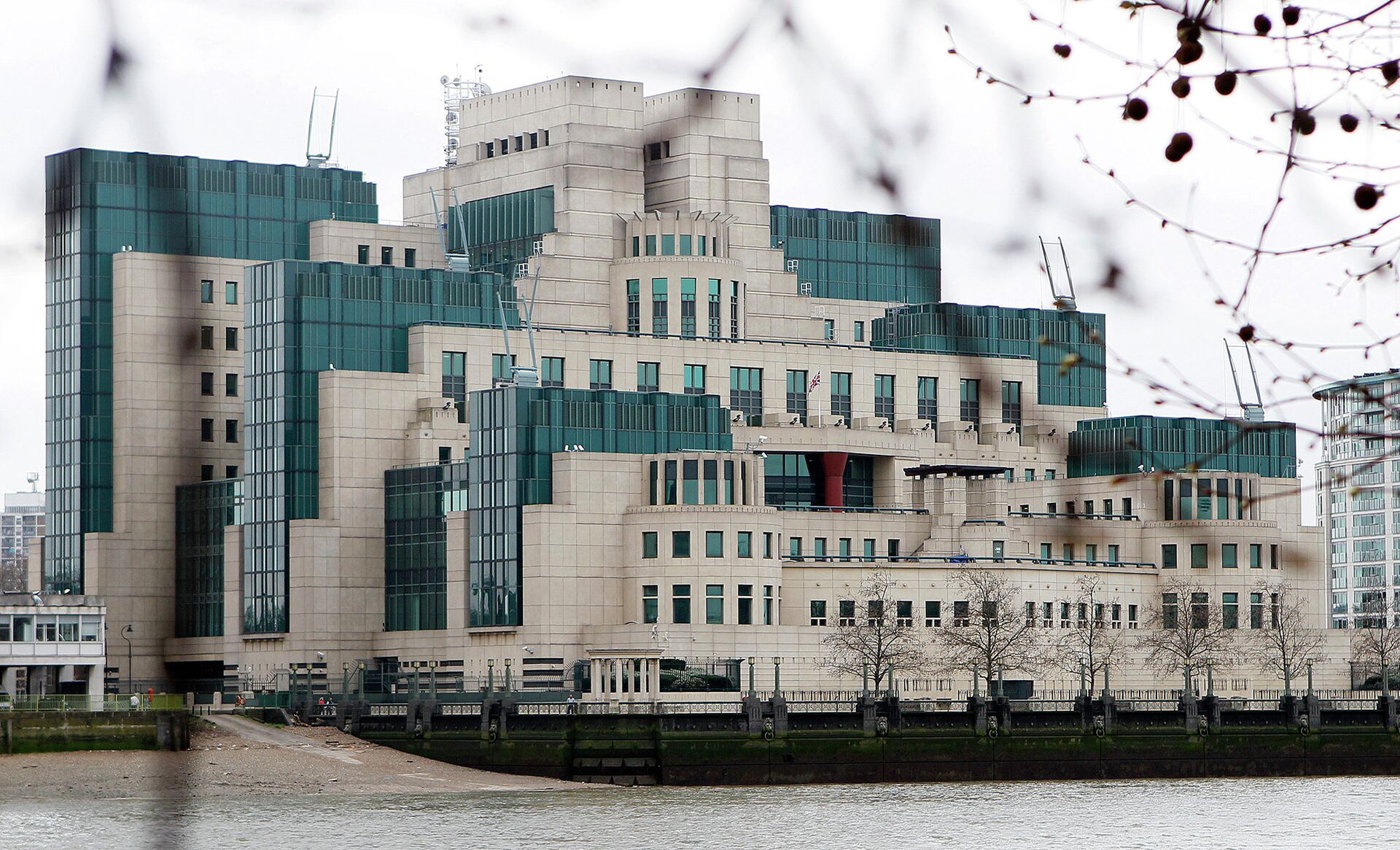Штаб-квартира внешней разведки Великобритании MI6 в Лондоне - РИА Новости, 1920, 29.09.2023