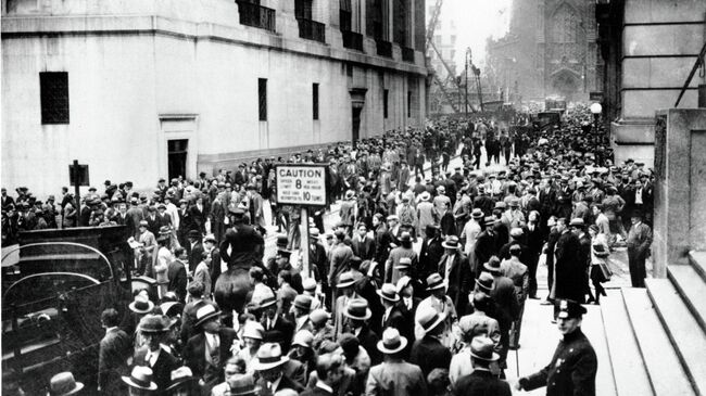 Толпа на Уолл-стрит в Нью-Йорке, США. 1929