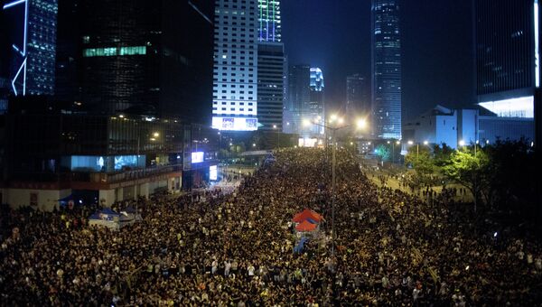 Сторонники протестного движения Occupy Central на митинге в районе Admiralty в Гонконге. Архивное фото