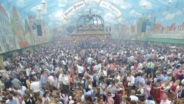 175-ый крупнейший в мире пивной праздник Октоберфест. Архивное фото