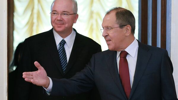 Министр иностранных дел России Сергей Лавров и министр иностранных дел Венесуэлы Рафаэль Рамирес на встрече в Москве