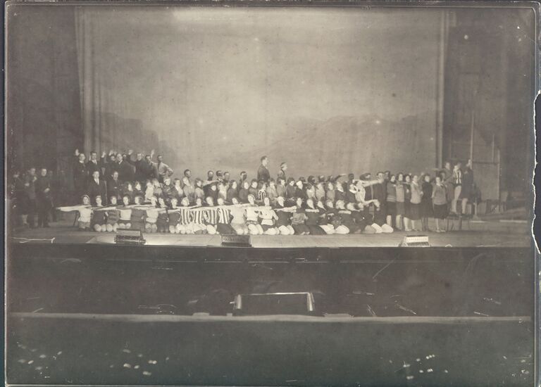 Балет Шостаковича Болт. Архивная фотография