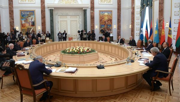 Заседание в узком составе Совета глав государств Содружества Независимых Государств (СНГ) в Минске