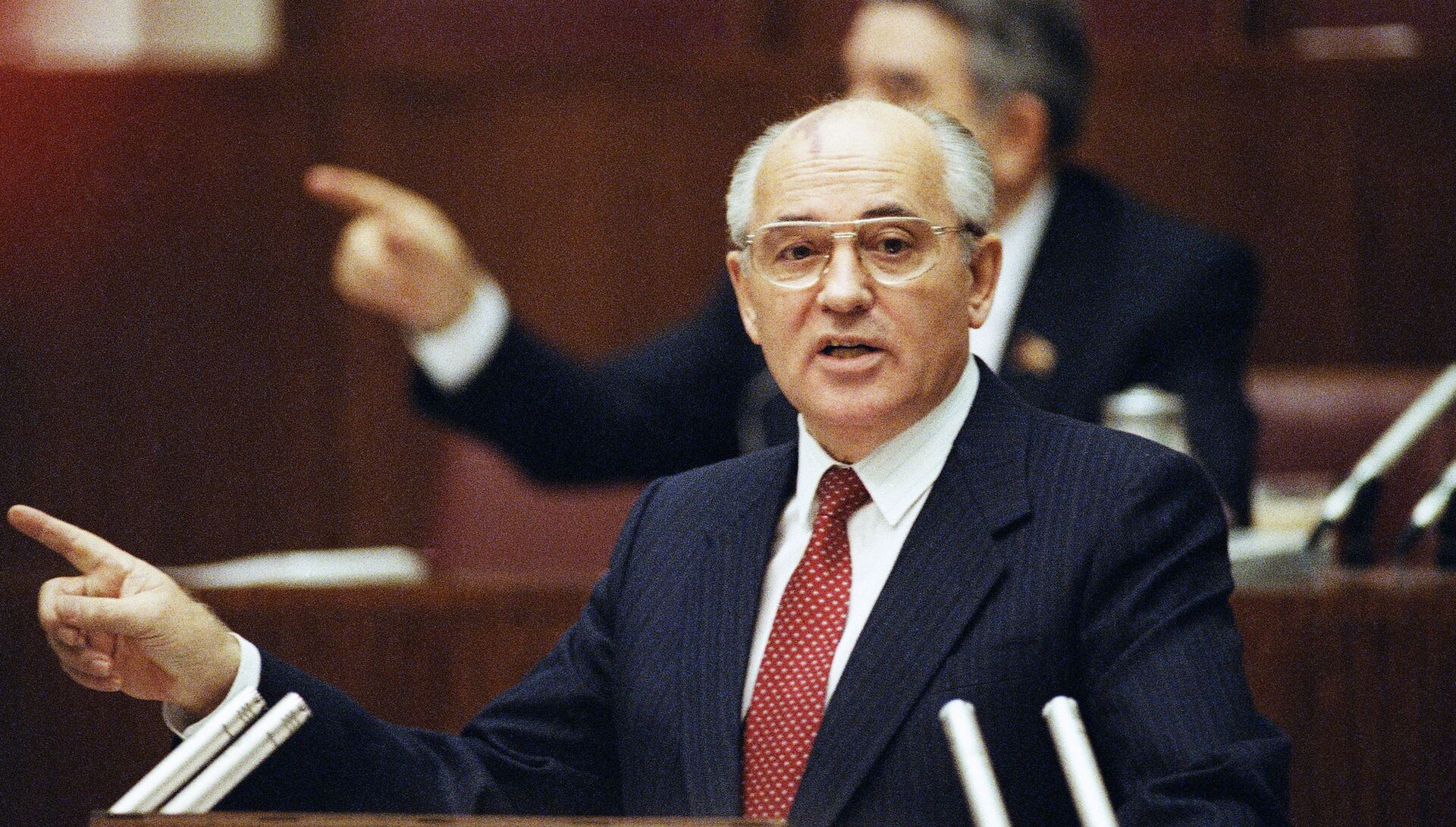 Президент СССР Михаил Горбачев - РИА Новости, 1920, 02.03.2016