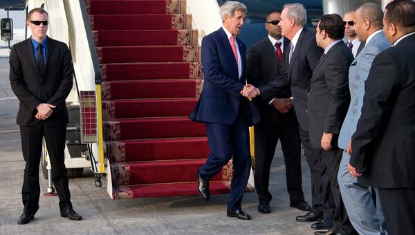 Госсекретарь США Керри прибыл в Каир