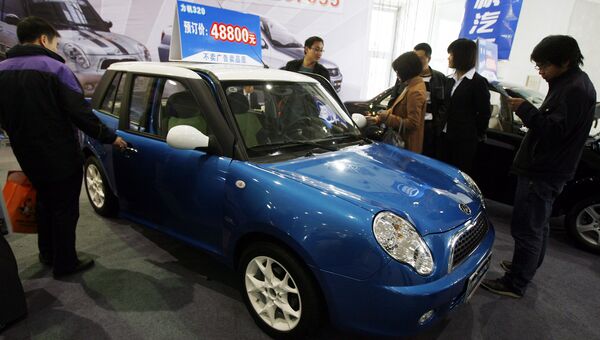 Автомобиль Lifan 320 на выставке в Пекине. Архивное фото