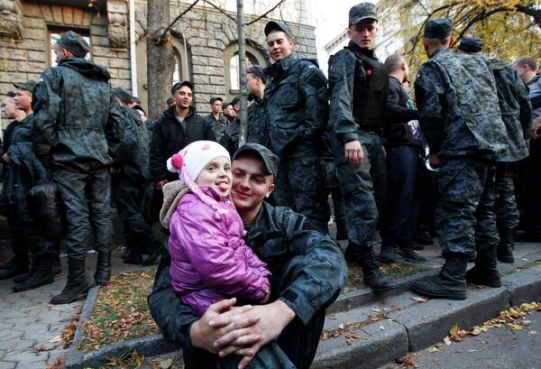 Бойцы Нацгвардии Украины устроили бунт и пошли на Киев
