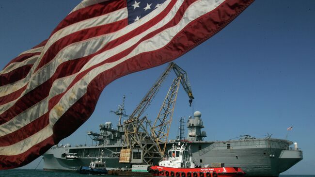 Штабной корабль шестого флота ВМС США Маунт Уитни. Архивное фото