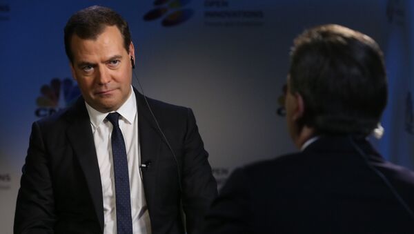 Д.Медведев дал интервью американскому телеканалу CNBS