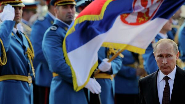 Президент России Владимир Путин в Сербии 16 октября 2014. Архивное фото