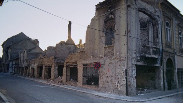 Югославия. Разрушенные дома после обстрелов и бомбежки. Архивное фото