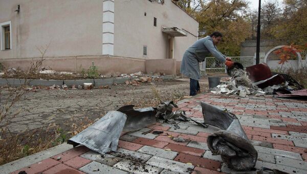 Последствия обстрела Донецка 16 октября 2014