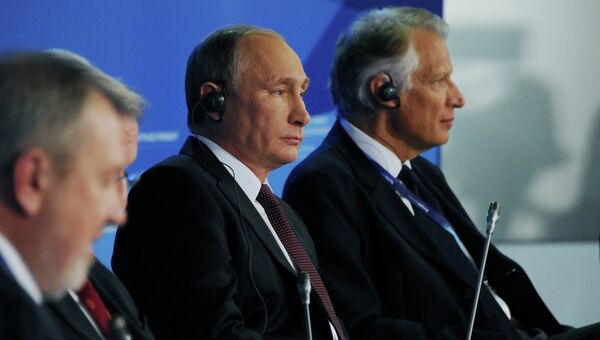 Президент России Владимир Путин на итоговой пленарной сессии XI заседания Международного дискуссионного клуба Валдай в Сочи