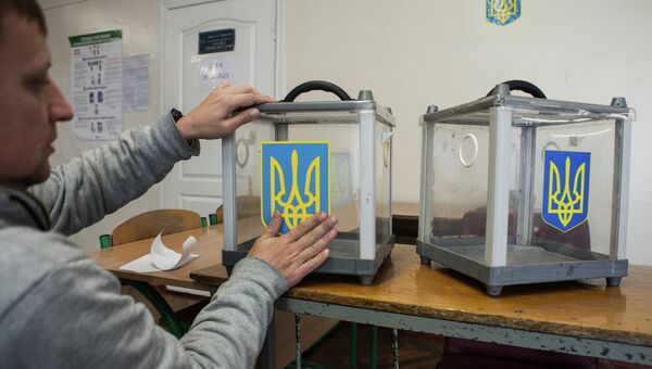На избирательном участке на Украине. Архивное фото