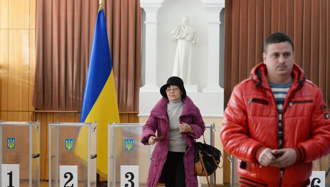 Внеочередные выборы народных депутатов Украины в посольстве Украины в Москве