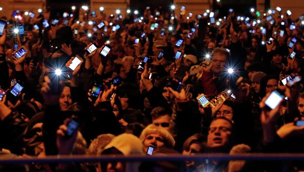Массовая акция протеста против налога на интернет в Венгрии