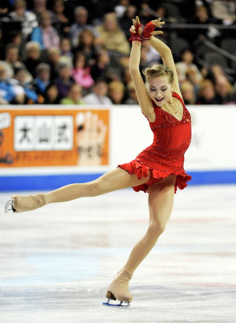 Российская фигуристка Елена Радионова в короткой программе на Skate America