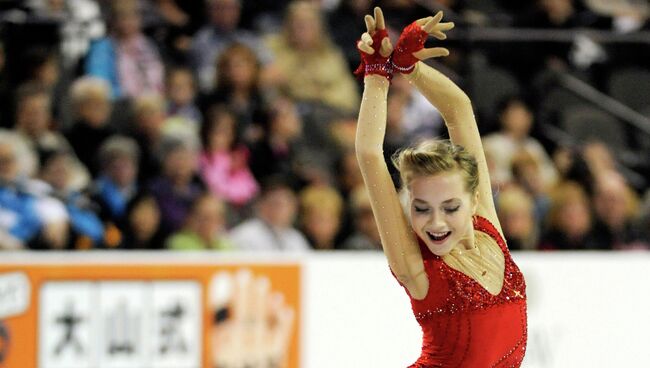 Российская фигуристка Елена Радионова в короткой программе на Skate America