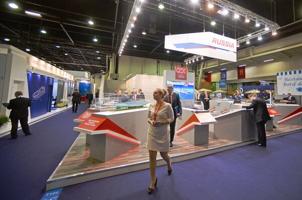 Стенд компании ОСК (объединенная судостроительная корпорация) на 24-й Международной выставке военно-морской техники и вооружения Euronaval 2014
