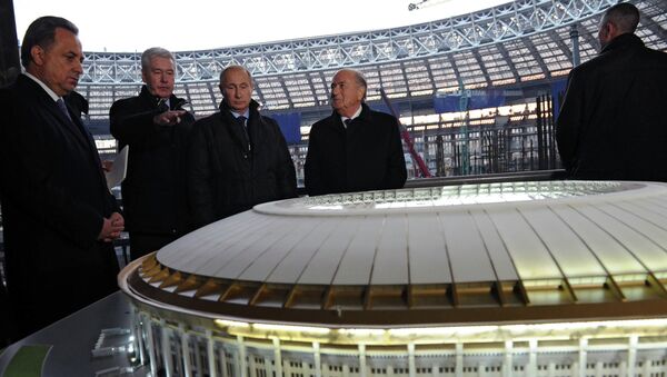 В.Путин с ходом реконструкции Большой спортивной арены Лужники