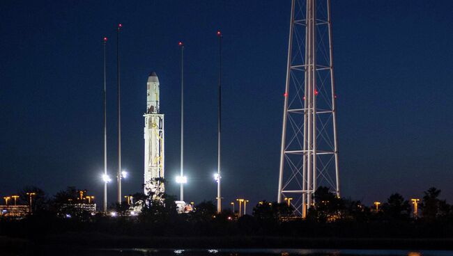 Ракета Antares с космическим грузовиком Cygnus, архивное фото.