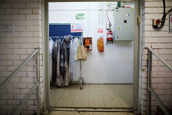 Одежда, сшитая заключенными женской тюрьмы Центрального округа Израиля