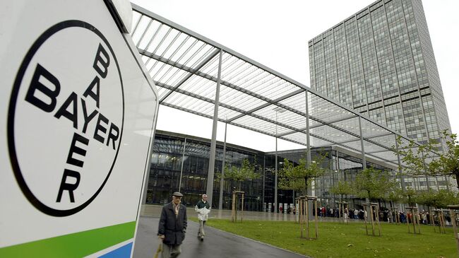 Штаб-квартира компании Bayer AG в Леверкузене, Германия. Архивное фото