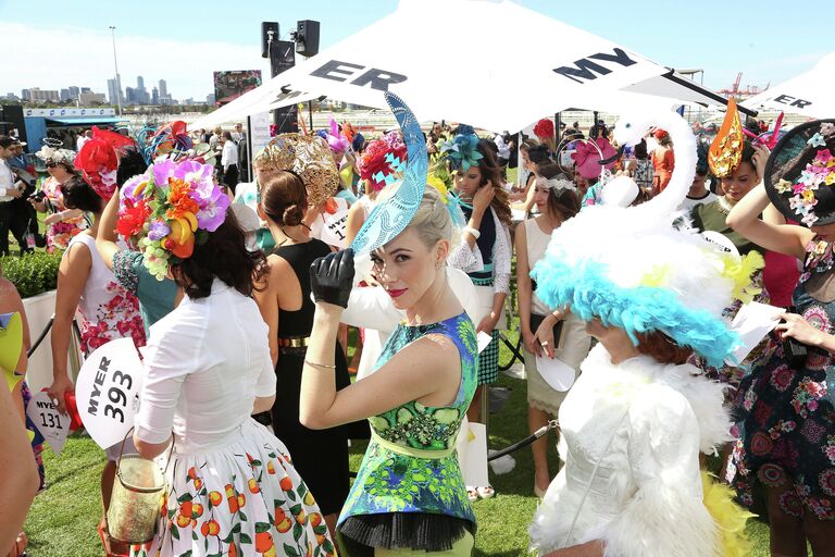 Гости скачек Melbourne Cup Day