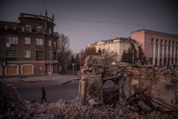 Вид на одну из улиц в Луганске