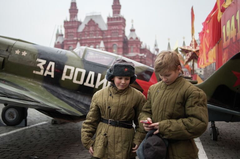 Репетиция торжественного марша, посвященного параду 1941 года