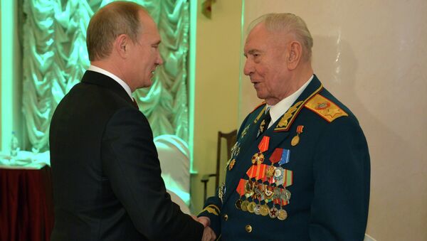 Владимир Путин поздравил Дмитрия Язова с 90-летием