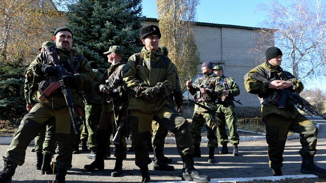 Ополченцы Донецкой народной республики. Архивное фото