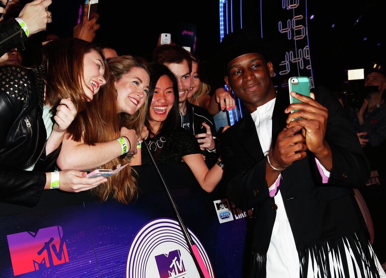 Британский музыкант Labrinth на церемонии MTV Europe Music Awards - 2014