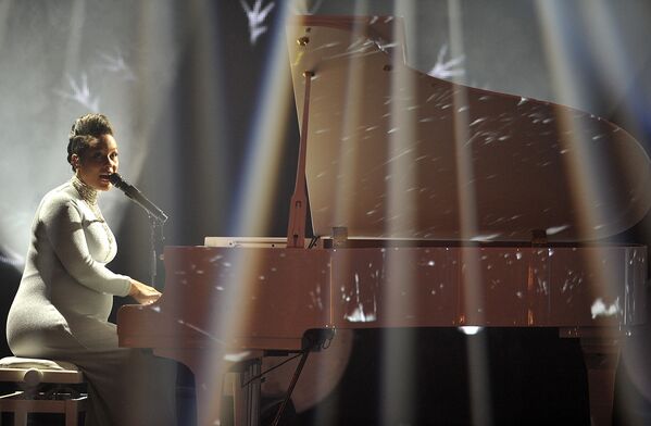 Алиша Киз на церемонии MTV Europe Music Awards - 2014