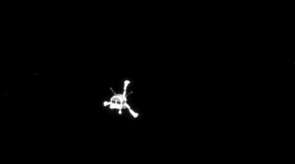 Фотография модуля Фил после его успешного отсоединения от космического аппарата Rosetta. 12 ноября 2014