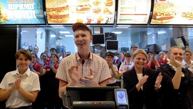 В ресторане McDonald’s. Архивное фото