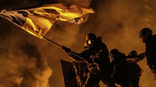 Столкновения протестующих с милицией в центре Киева. Архивное фото