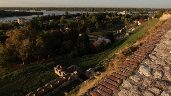 Закат в крепости Калемегдан в старой части Белграда