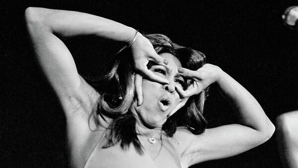 Американская певица Тина Тернер выступает в Лондоне. 1972 год