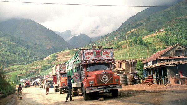 Автодороги Непала, архивное фото