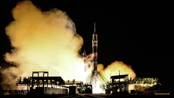 Старт ракеты-носителя Союз-ФГ с ТПК Союз ТМА-15М на космодроме Байконур. Архивное фото
