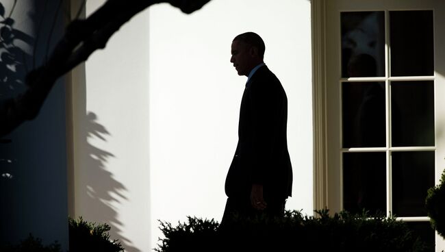 Президент США Барак Обама возле Белого дома. Архивное фото