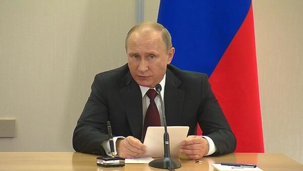 Путин пообещал Абхазии пять миллиардов рублей по договору о союзничестве