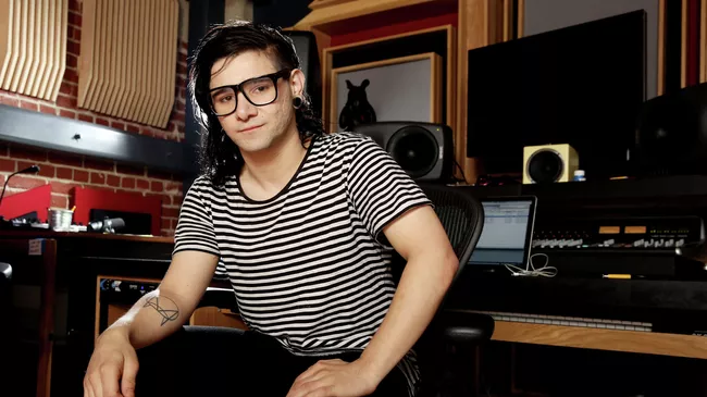 Американский музыкант и продюсер Сонни Джон Мур, Skrillex. Лос-Анджелес, 2014 год