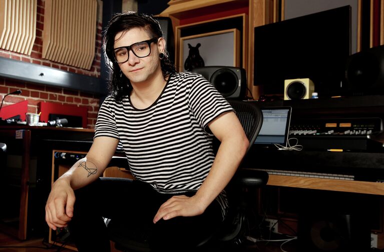 Американский музыкант и продюсер Сонни Джон Мур, Skrillex. Лос-Анджелес, 2014 год