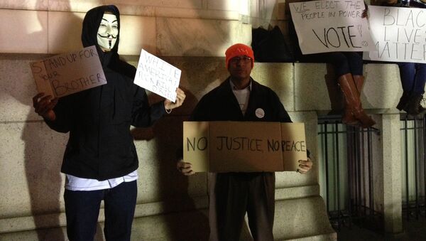 Протест в Вашингтоне против оправдательного приговора полицейскому Уилсону