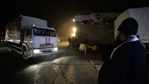 Восьмой гуманитарный конвой для жителей Донбасса. Архивное фото